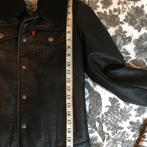 Levi’s shearling and faux leather jacket - Picture 15 of 16